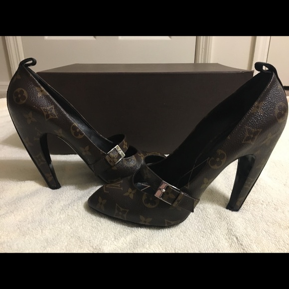 Louis Vuitton Star Power Shoes - Picture 3 of 7